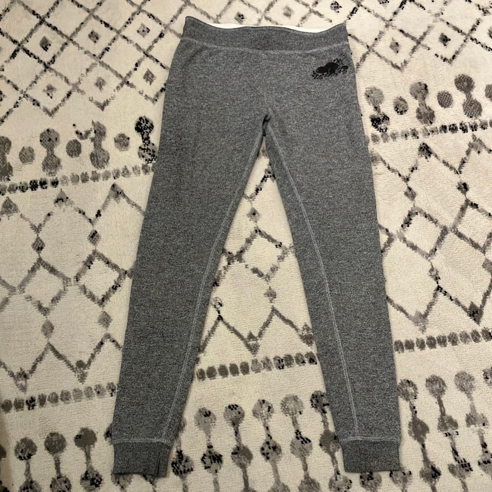 Roots , women’s medium , super stretchy lounge pants / sweatpants
